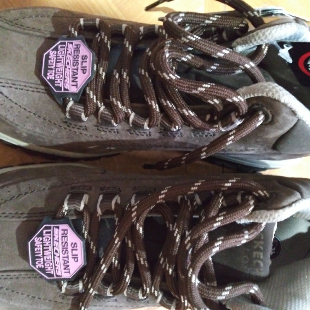 Sketchers Work shoes